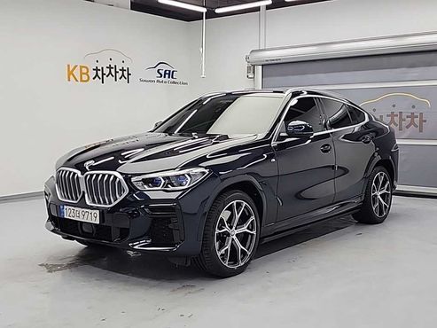 BMW X6 xDrive40i M Sport — пробег 61 670 км — фото 1 из 5