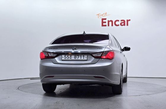 Hyundai Sonata Prime High-Deluxe — пробег 99 100 км — фото 4 из 5