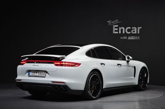 Porsche Panamera 2.9 AWD E-Hybrid — пробег 59 589 км — фото 2 из 5