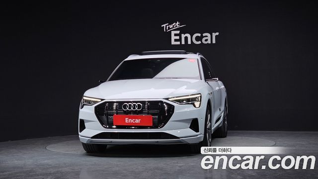 Audi e-tron 55 Quattro — пробег 91 832 км — фото 3 из 5