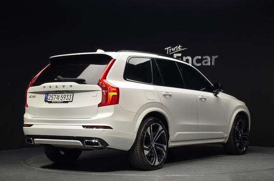 Volvo XC90 T8 R-Design Hybrid — пробег 100 027 км — фото 2 из 5