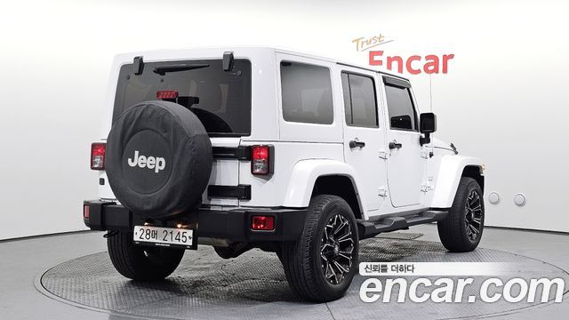 Jeep Wrangler 3.6 Sahara 4Door — пробег 105 302 км — фото 2 из 5