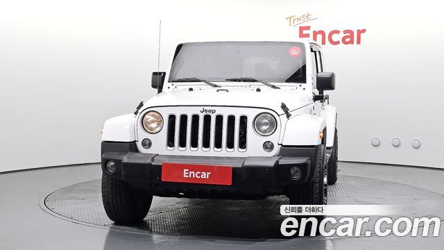 Jeep Wrangler 3.6 Sahara 4Door — пробег 105 302 км — фото 3 из 5