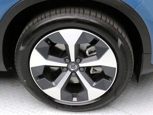 Volvo XC40 B4 Ultra Bright — пробег 326 км — фото 5 из 5