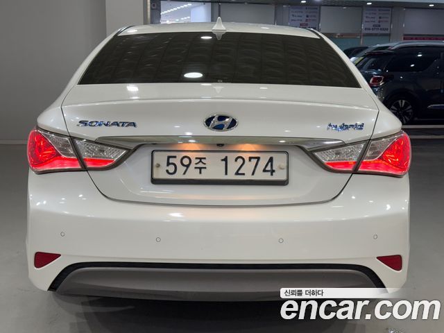 Hyundai Sonata 2.0 Premium — пробег 186 668 км — фото 4 из 5