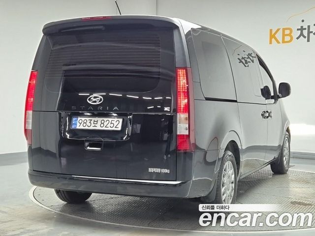 Hyundai Staria из Кореи Encar