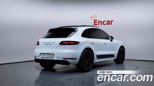 Porsche Macan из Кореи Encar
