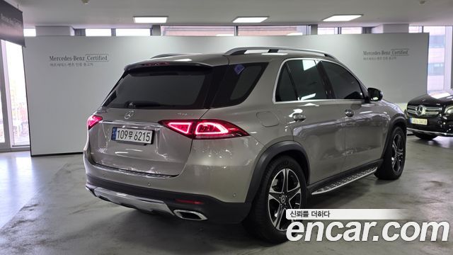 Mercedes-Benz GLE-Class GLE350e 4MATIC — пробег 139 837 км — фото 2 из 5