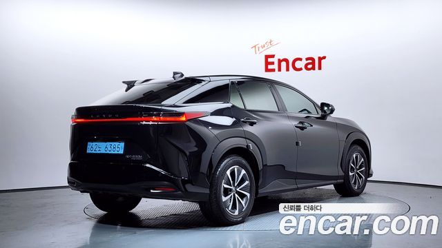 Lexus RZ Luxury — пробег 57 755 км — фото 2 из 5