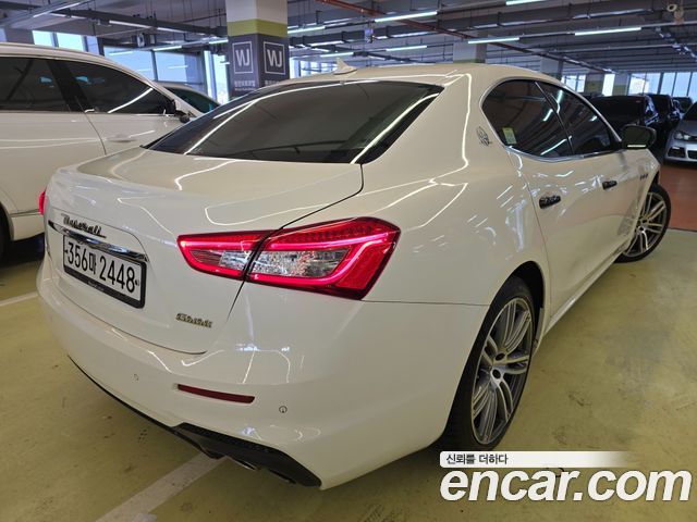 Maserati Ghibli 3.0S Q4 GranSport 3rd — пробег 57 000 км — фото 2 из 5
