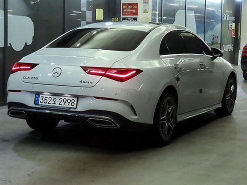 Mercedes-Benz CLA-Class CLA250 4MATIC — пробег 10 000 км — фото 2 из 5