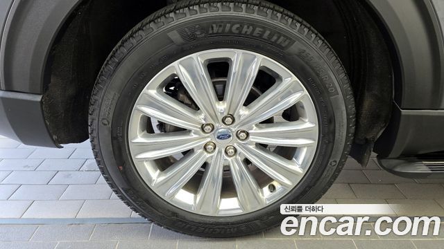 Ford Explorer 2.3 LimIted 4WD — пробег 58 203 км — фото 5 из 5