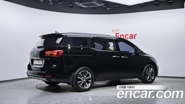 Kia Carnival из Кореи Encar