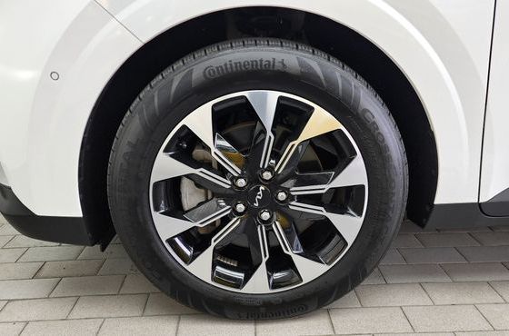 Kia Carnival Gasoline 7-Seater Signature — пробег 19 057 км — фото 5 из 5