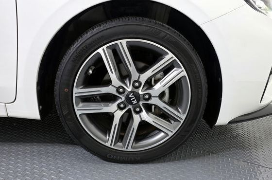 Kia K3 Standard LED Pack — пробег 42 725 км — фото 5 из 5