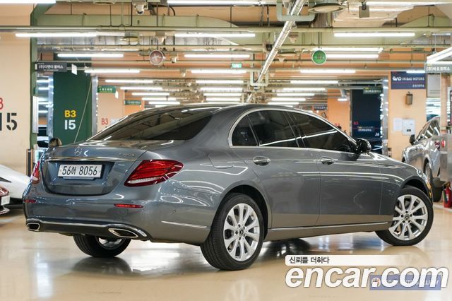 Mercedes-Benz E-Class из Кореи Encar