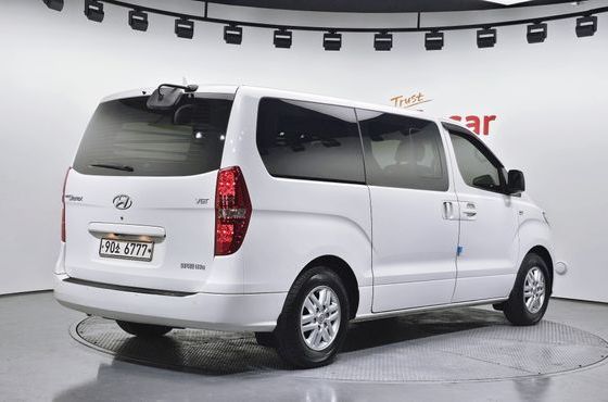Hyundai Starex Van 5-Seater Modern — пробег 90 463 км — фото 2 из 5