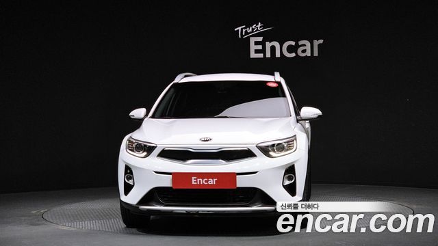 Kia Stonic из Кореи Encar