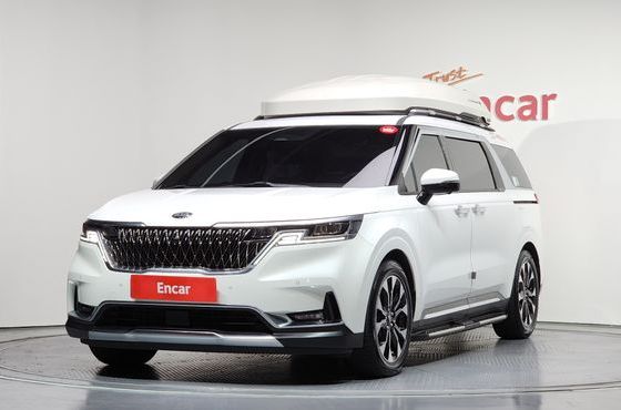 Kia Carnival 9-Seater Signature — пробег 62 098 км — фото 1 из 5