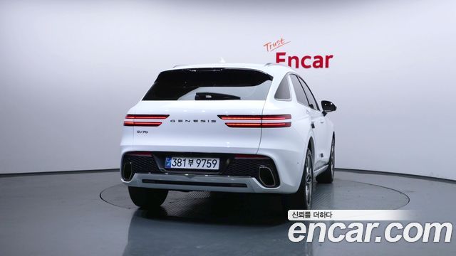 Genesis GV70 из Кореи Encar