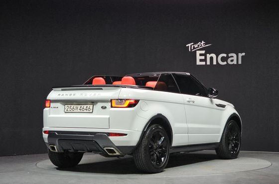 Land Rover Range Rover Evoque 2.0 TD4 SE Dynamic Convertible — пробег 81 297 км — фото 2 из 5