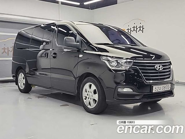 Hyundai Starex Urban 9-Seater Premium — пробег 97 080 км — фото 2 из 5