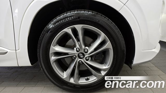 Hyundai Santafe Diesel 2.2 4WD Inspiration — пробег 96 562 км — фото 5 из 5