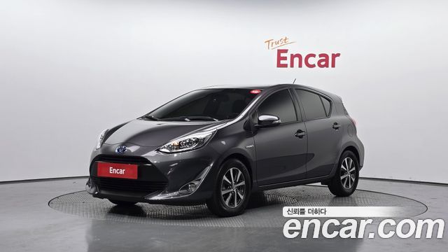 Toyota Prius из Кореи Encar