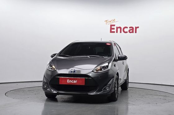 Toyota Prius 1.5 — пробег 98 965 км — фото 3 из 5