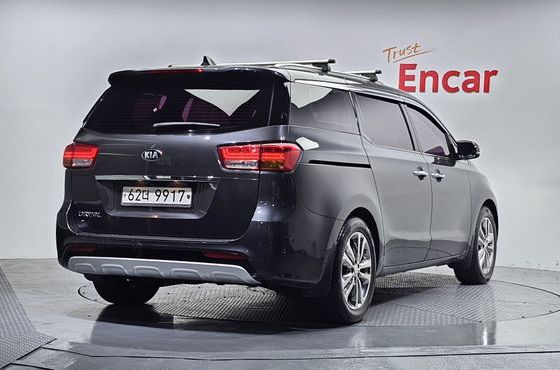 Kia Carnival 9-seater Prestige — пробег 175 809 км — фото 2 из 5