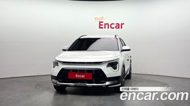 Kia Niro Signature — пробег 3 102 км — фото 3 из 5