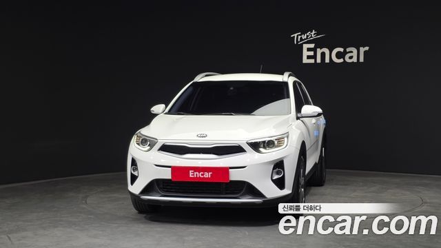 Kia Stonic из Кореи Encar