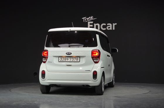 Kia RAY Van Prestige Special — пробег 98 518 км — фото 4 из 5