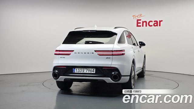 Genesis GV70 из Кореи Encar