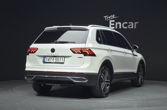 Volkswagen Tiguan 2.0 TDI 4Motion Prestige — пробег 97 025 км — фото 2 из 5