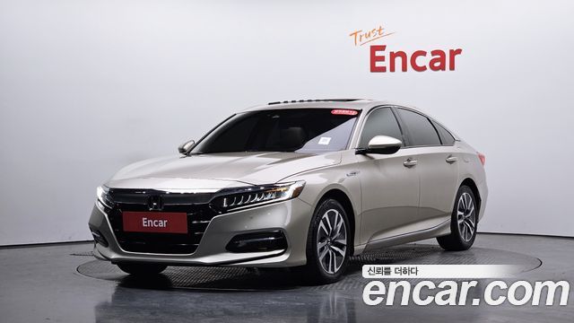Honda Accord 2.0 Hybrid Touring — пробег 178 950 км — фото 1 из 5