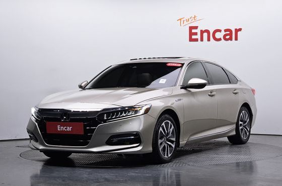 Honda Accord 2.0 Hybrid Touring — пробег 178 950 км — фото 1 из 5