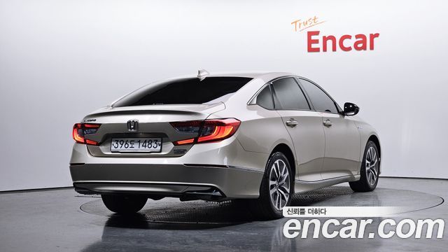 Honda Accord 2.0 Hybrid Touring — пробег 178 950 км — фото 2 из 5