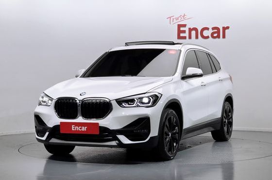 BMW X1 xDrive 20i Advantage — пробег 60 908 км — фото 1 из 5