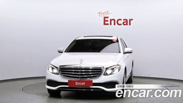 Mercedes-Benz E-Class из Кореи Encar