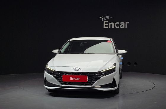 Hyundai AVANTE 1.6 Smart — пробег 97 378 км — фото 3 из 5