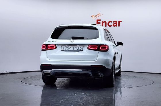 Mercedes-Benz GLC-Class GLC300 4MATIC — пробег 59 380 км — фото 4 из 5