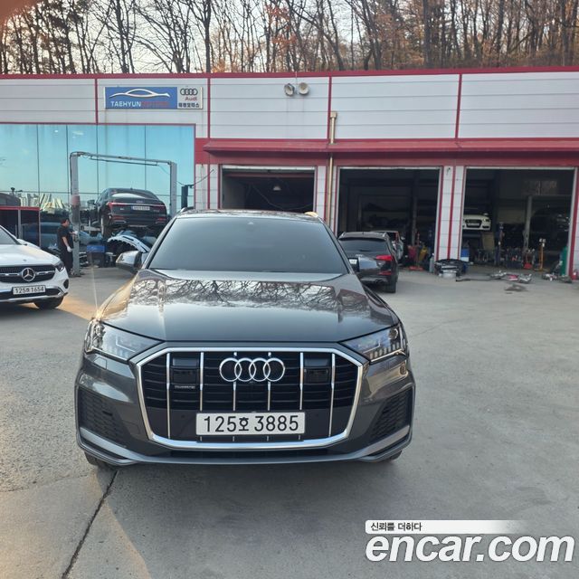 Audi Q7 45 TDI Quattro Premium — пробег 82 195 км — фото 1 из 5