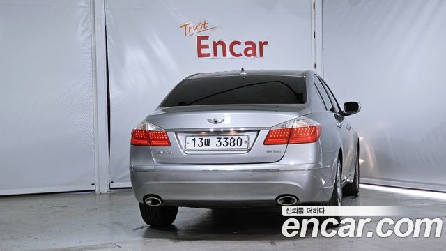 Hyundai Genesis из Кореи Encar