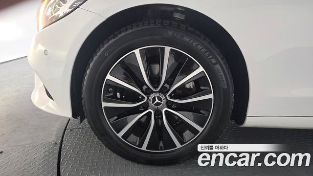 Mercedes-Benz C-Class из Кореи Encar