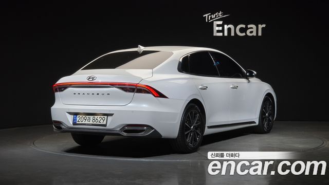 Hyundai Grandeur из Кореи Encar