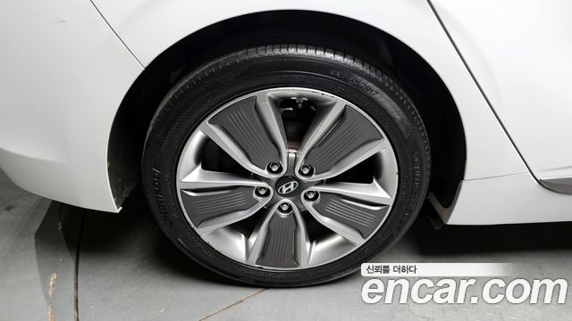 Hyundai Ioniq из Кореи Encar