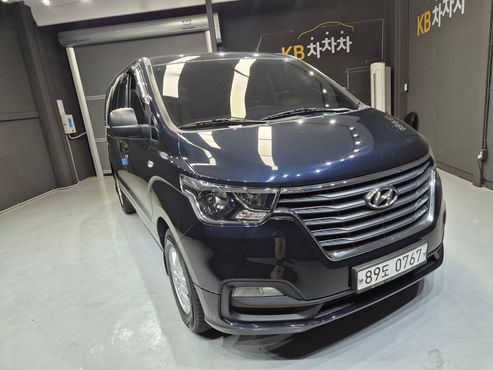 Hyundai Starex Van 5-Seater Modern — пробег 73 812 км — фото 1 из 5