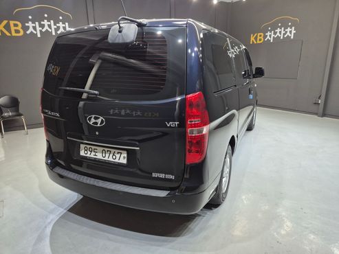 Hyundai Starex Van 5-Seater Modern — пробег 73 812 км — фото 3 из 5