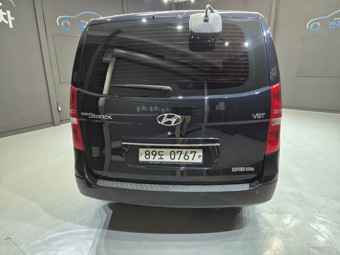 Hyundai Starex Van 5-Seater Modern — пробег 73 812 км — фото 4 из 5